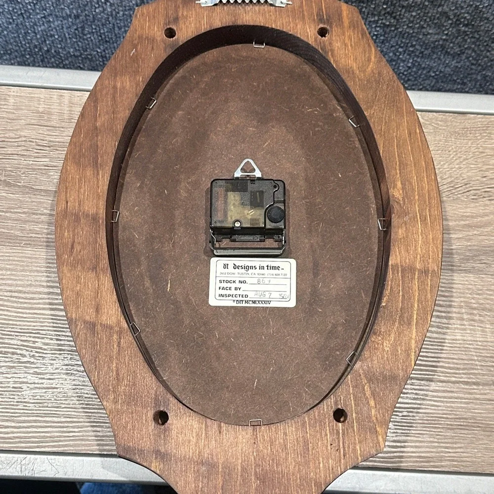 Vintage 1984 Designs in Time Wooden Oval Quartz Clock MCM Cottagecore Farm USA